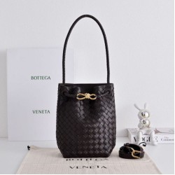 Replica Borsa a secchiello piccola Andiamo di Bottega Veneta Borgogna Imitazione Fake