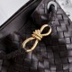 Replica Borsa a secchiello piccola Andiamo di Bottega Veneta Borgogna Imitazione Fake