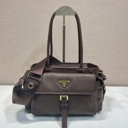 Replica Borsa tote media Prada Explore nappa 1BG596 bordeaux Imitazione Fake