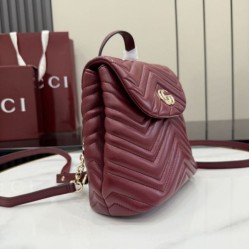 Replica Zaino Gucci Mini GG Marmont matelassé a chevron Borgogna Imitazione Fake