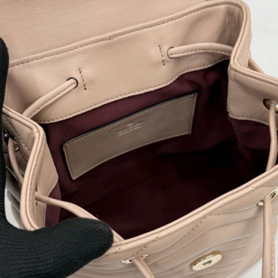 Replica Zaino Gucci Mini GG Marmont matelassé a chevron Rosa Imitazione Fake