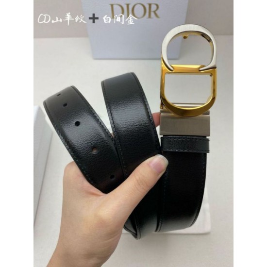 Replica Cintura reversibile Dior 30 Montaigne con fibbia a CD con logo Nero oro Imitazione Fake