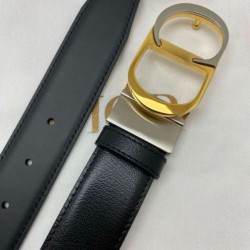 Replica Cintura reversibile Dior 30 Montaigne con fibbia a CD con logo Nero oro Imitazione Fake