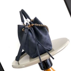 Replica Borsa tote Louis Vuitton Bella Mahina M59200 nera Imitazione Fake