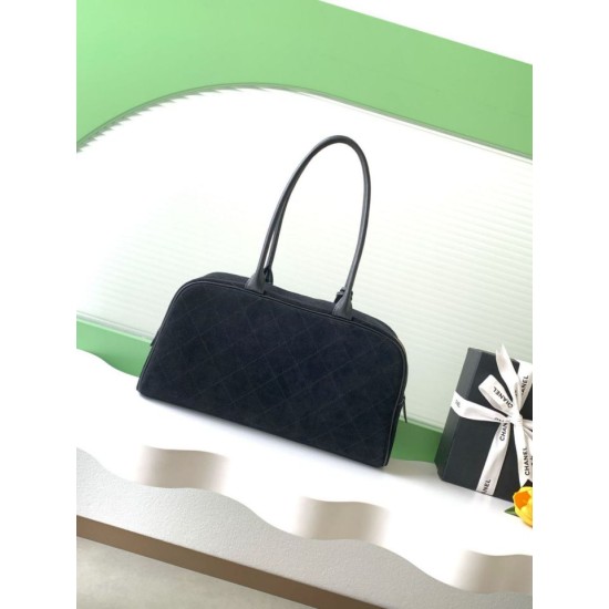 Replica di alta qualità Borsa Chanel 26S Maxi Bowling AS6211 scamosciata di vitello blu scuro Imitazione