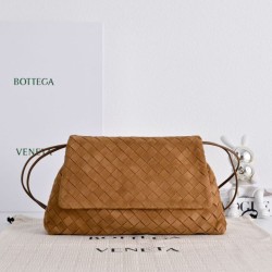 Replica di alta qualità Bottega Veneta Dustbag Giorno Borsa velluto intrecciato Marrone Imitazione