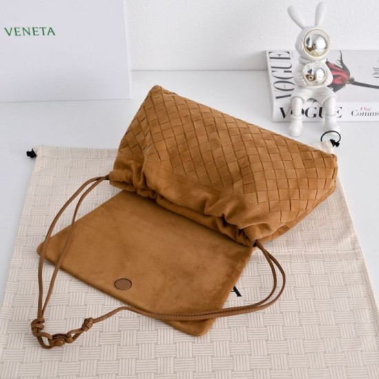 Replica 1:1 Bottega Veneta Dustbag Giorno Borsa velluto intrecciato Marrone Falsa Online Replica di alta qualità Bottega Veneta Dustbag Giorno Borsa velluto intrecciato Marrone Imitazione