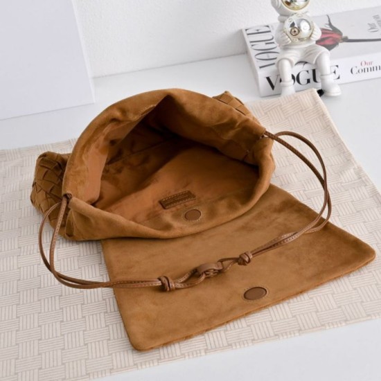 Replica 1:1 Bottega Veneta Dustbag Giorno Borsa velluto intrecciato Marrone Falsa Online Replica di alta qualità Bottega Veneta Dustbag Giorno Borsa velluto intrecciato Marrone Imitazione
