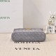 Replica di alta qualità Borse Beauty case Bottega Veneta trucco scamosciata Grigio Imitazione