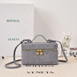 Replica di alta qualità Borse Beauty case Bottega Veneta trucco scamosciata Grigio Imitazione