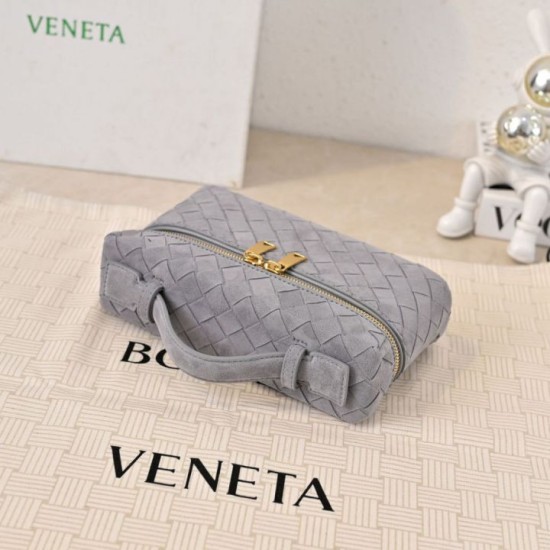 Replica di alta qualità Borse Beauty case Bottega Veneta trucco scamosciata Grigio Imitazione
