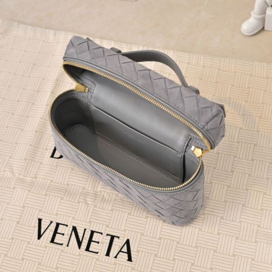 Replica di alta qualità Borse Beauty case Bottega Veneta trucco scamosciata Grigio Imitazione