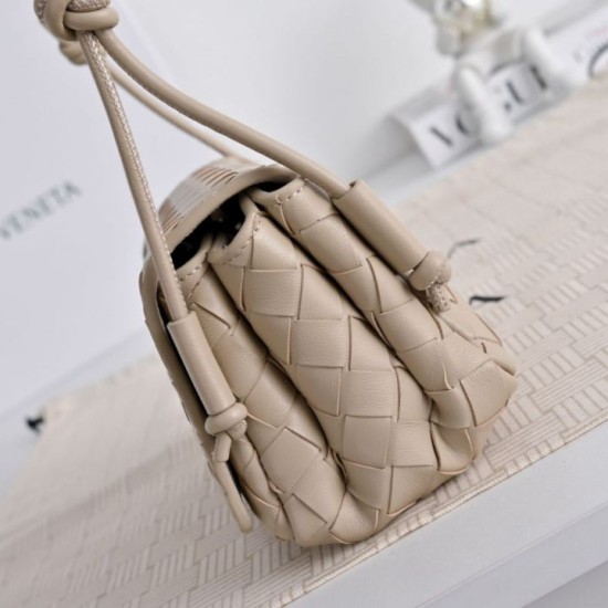 Replica di alta qualità Borsa a tracolla Notturno Intrecciato Bottega Veneta Beige Imitazione