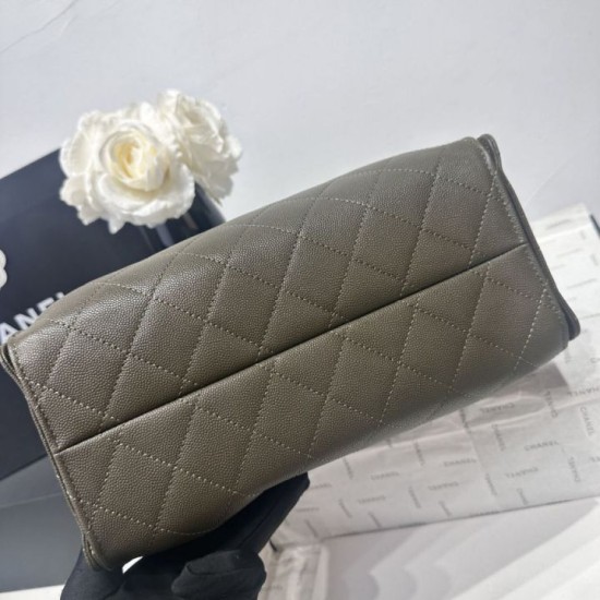 Replica di alta qualità Borsa a tracolla Chanel AS5293 con coulisse Verde Imitazione