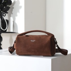Replica di alta qualità Borsa a tracolla Prada Boston 2VH188 scamosciata marrone Imitazione
