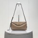 Replica di alta qualità Borsa a tracolla media Balenciaga Le 7 albicocca Imitazione