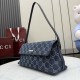 Replica Perfetta Borsa a tracolla media Gucci 874744 Madison Denim GG blu scuro Imitazione