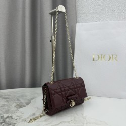Replica Perfetta Borse Dior My Tender Dior Top Handle Mini Chain Bag Borgogna Imitazione