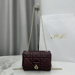 Replica Perfetta Borse Dior My Tender Dior Top Handle Mini Chain Bag Borgogna Imitazione