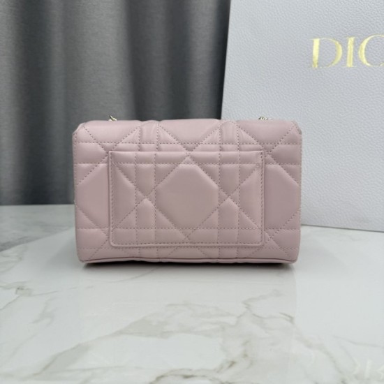 Replica Perfetta Borsa Dior My Tender Dior Top Handle Mini Chain Bag Rosa Imitazione