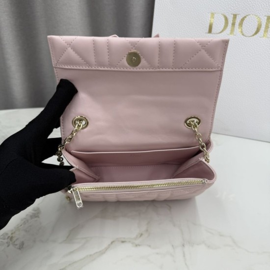 Replica Perfetta Borsa Dior My Tender Dior Top Handle Mini Chain Bag Rosa Imitazione