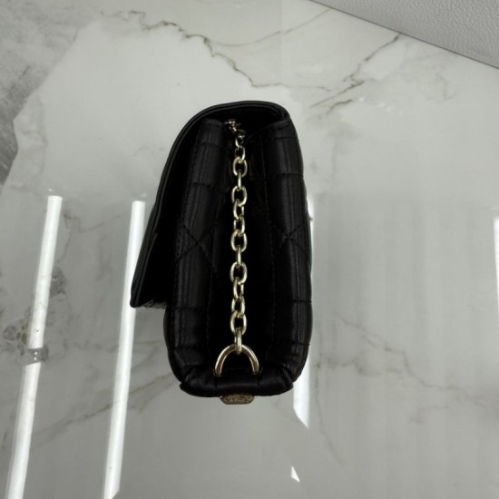 Replica AAA Borsa Dior My Tender Dior Top Handle Mini Chain Bag nera Falsa Online Replica Perfetta Borsa Dior My Tender Dior Top Handle Mini Chain Bag nera Imitazione