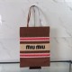 Replica Perfetta Borsa tote Miu Miu crochet rafia 5BG248 con ricami verticali Imitazione