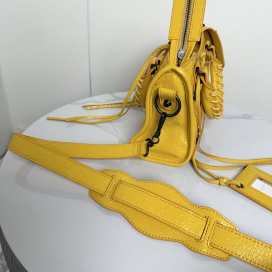 Replica Perfetta Borsa Balenciaga Le City Mini 24cm pelle di agnello stropicciata gialla Imitazione