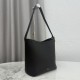 Replica perfetta Borsa a secchiello medio Dior Medalillon M1532 Nero Falsa Online Replica fedele Borsa a secchiello medio Dior Medalillon M1532 Nero Imitazione Outlet