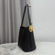 Replica perfetta Borsa a secchiello medio Dior Medalillon M1532 Nero Falsa Online Replica fedele Borsa a secchiello medio Dior Medalillon M1532 Nero Imitazione Outlet