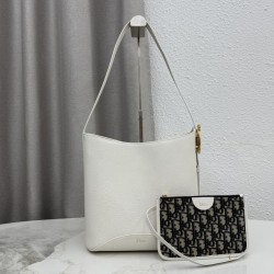 Replica fedele Borsa a secchiello medio Dior Medalillon M1532 Bianco Imitazione Outlet