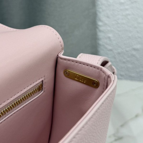 Replica perfetta Borsa a tracolla Dior Medallion 23cm M3920 Rosa Falsa Online Replica fedele Borsa a tracolla Dior Medallion 23cm M3920 Rosa Imitazione Outlet