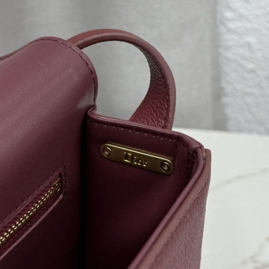 Replica fedele Borsa a tracolla Dior Medallion 23cm M3920 Borgogna Imitazione Outlet