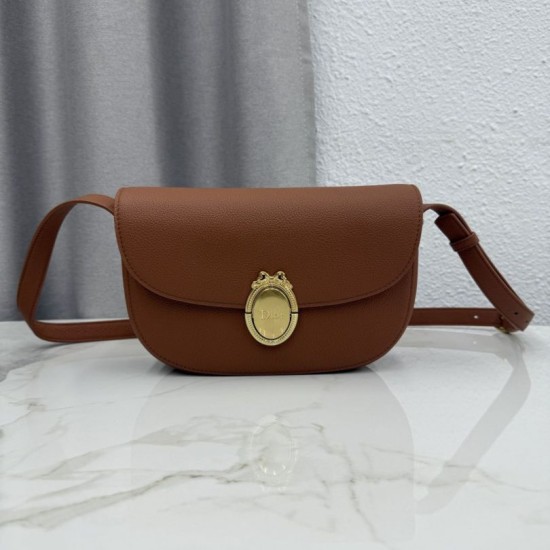 Replica fedele Borsa a tracolla Dior Medallion 23cm M3920 Marrone Imitazione Outlet