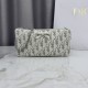 Replica perfetta Pochette Dior Oblique Bow Chain S2504 beige/grigio Falsa Online Replica fedele Pochette Dior Oblique Bow Chain S2504 beige/grigio Imitazione Outlet