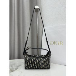 Replica fedele Pochette Dior Nomad S2424 Oblique Blu  Imitazione Outlet