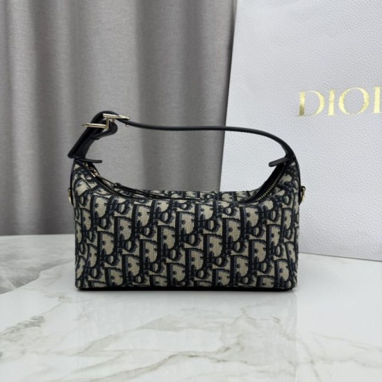 Replica fedele Pochette Dior Nomad S2424 Oblique Blu  Imitazione Outlet