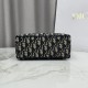 Replica fedele Pochette Dior Nomad S2424 Oblique Blu  Imitazione Outlet