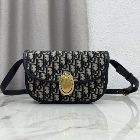 Replica fedele Borsa a tracolla Dior Medallion M3920 Oblique Blu Imitazione Outlet