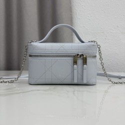 Replica fedele Borsa a mano Dior Trianon Soft Vanity Mini Chain S4613 Blu Imitazione Outlet