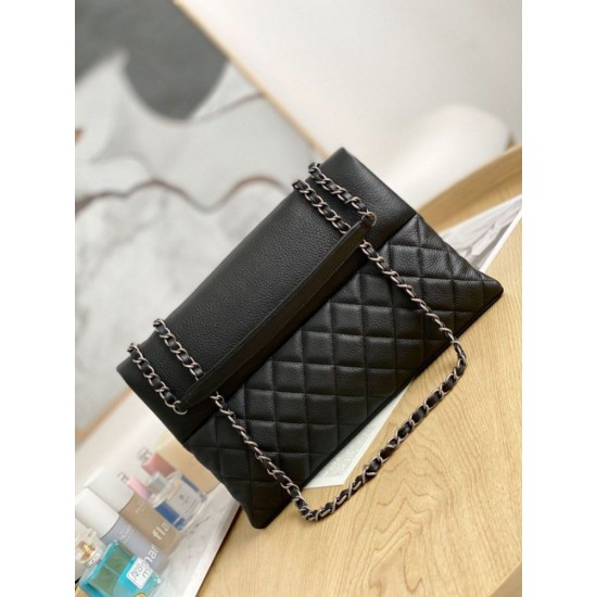 Replica fedele Borsa Chanel trapuntata media con tracolla a catena nero Imitazione Outlet