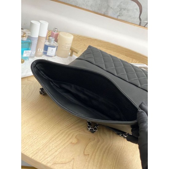 Replica fedele Borsa Chanel trapuntata media con tracolla a catena nero Imitazione Outlet