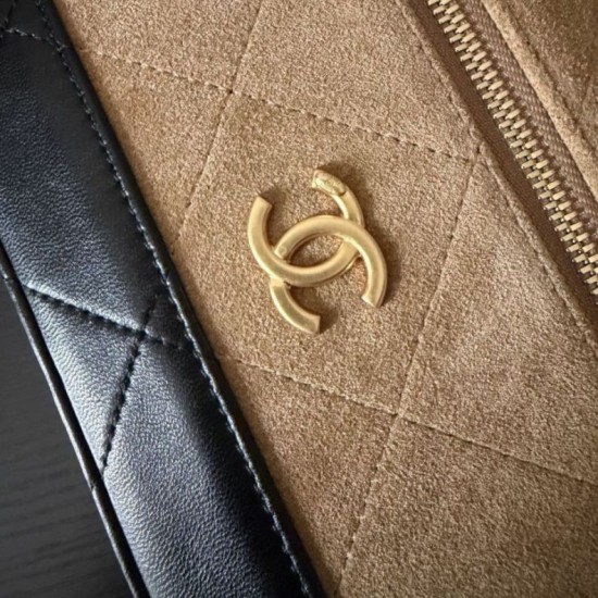 Replica fedele Borsa da viaggio Chanel 26P con catena AP5186 scamosciata marrone Imitazione Outlet