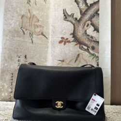 Replica fedele Borsa Chanel Souplissimo Maxi Flap AS6233 Nera Imitazione Outlet