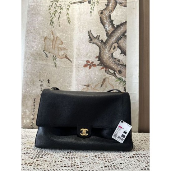Replica fedele Borsa Chanel Souplissimo Maxi Flap AS6233 Nera Imitazione Outlet