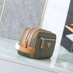 Replica perfetta Pochette da viaggio Prada nylon/pelle saffiano oliva Falsa Online Replica fedele Pochette da viaggio Prada nylon/pelle saffiano oliva Imitazione Outlet