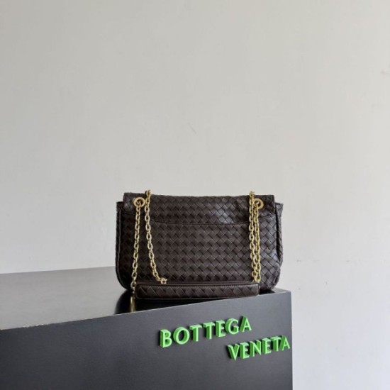 Replica fedele Borsa a tracolla Madison di Bottega Veneta intrecciata Borgogna Imitazione Outlet