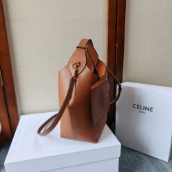 Replica fedele Borsa a tracolla Celine Small Teen Hobo con portamonete marrone Imitazione Outlet