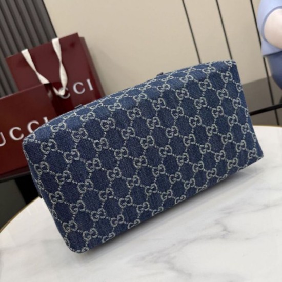 Replica fedele Borsa Gucci Melrose Boston media denim GG blu scuro Imitazione Outlet
