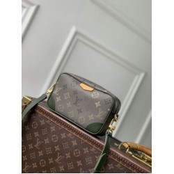 Replica fedele Mini borsa Louis Vuitton Trocadéro uomo M26937 Imitazione Outlet